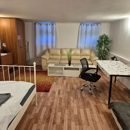 Ubytování v soukromí U Eleni #2 *